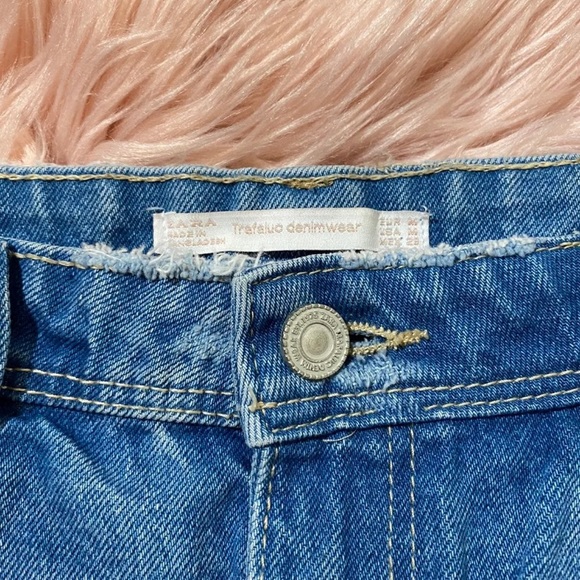 Zara distressed denim skirt - Picture 4 of 7